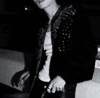 auction image thumbnail 2