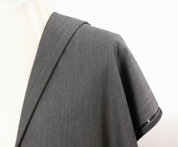 auction image thumbnail 3