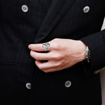 auction image thumbnail 5