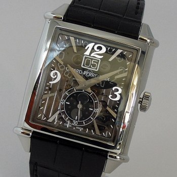 Girard-Perregaux SS 25882-11-223-BB6B Vintage 1945 XXL Large Date & Moon Phase Skeleton