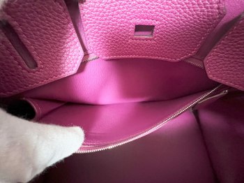 auction image thumbnail 8