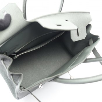 auction image thumbnail 3