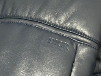 auction image thumbnail 5