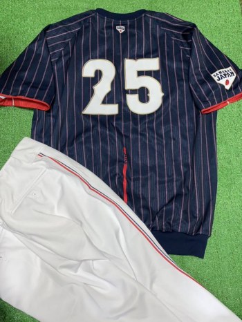 Samurai Japan Team Giants #25 Kazuhiro Okamoto 2019 Game-Worn Uniform Shirt & Pants