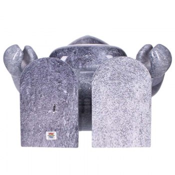 auction image thumbnail 4