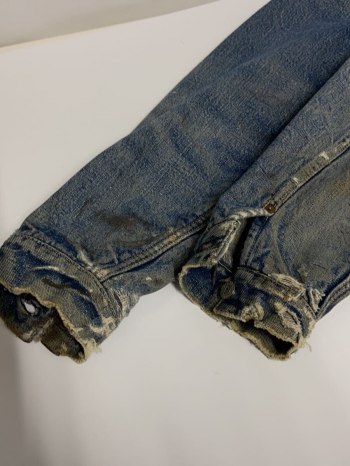 auction image thumbnail 4