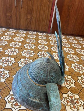 auction image thumbnail 3