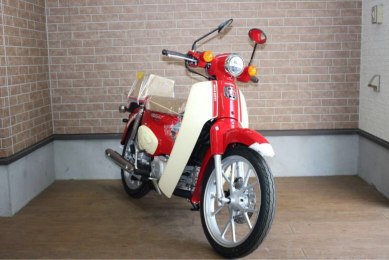 Hello Kitty / Super Cub 110 / Unused Vehicle / Great for Collectors♪