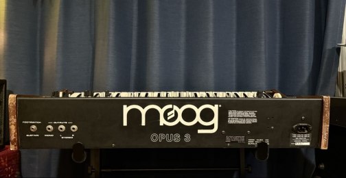 Moog OPUS3 Vintage Synthesizer Organ Strings Brass