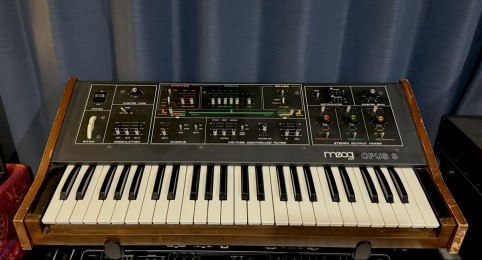 auction image thumbnail 2