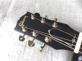 auction image thumbnail 3