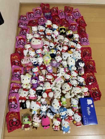 Hello Kitty Plush Toys Collection - Sanrio Mascot SMILES Retro Local Edition with Ball Chains and Straps