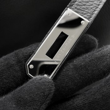 auction image thumbnail 9