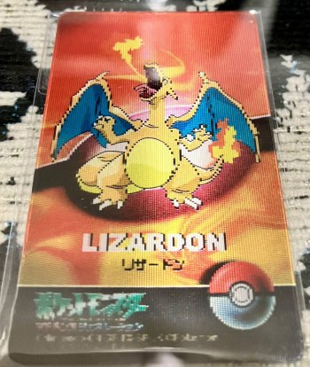 2005 Discontinued Charizard Pokémon Pollock Ramune 3D Card