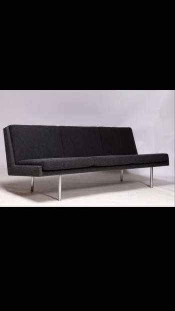 AP-35 Hans J. Wegner Scandinavian Vintage Sofa Furniture Airport 3-Seater Masterpiece Final Listing