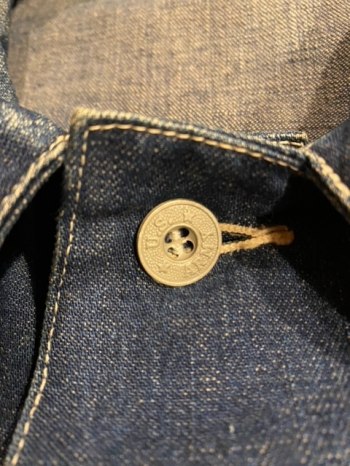 auction image thumbnail 8